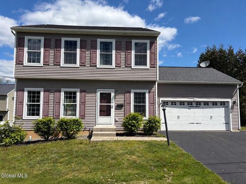 11 Highland View Ave, Rensselaer, NY, 12144-4212 | Card Image