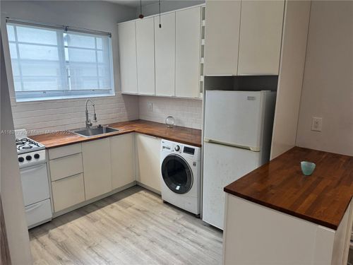 apt-6-637 12th St, MIAMI BEACH, FL, 33139-4539 | Card Image