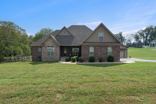 690 Maci St, Bowling Green, KY, 42103-7719 | Card Image