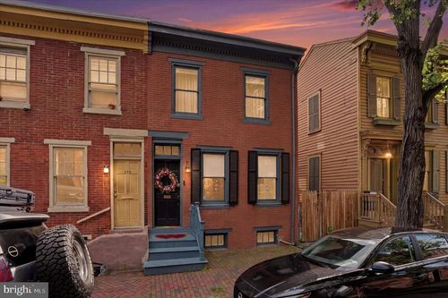 132 Jackson St, Trenton, NJ, 08611-1720 | Card Image