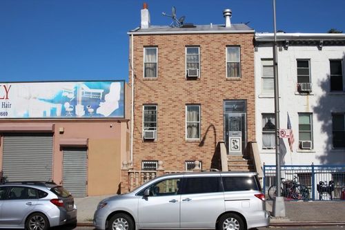684 4th Ave, Brooklyn, NY, 11232-1238 | Card Image