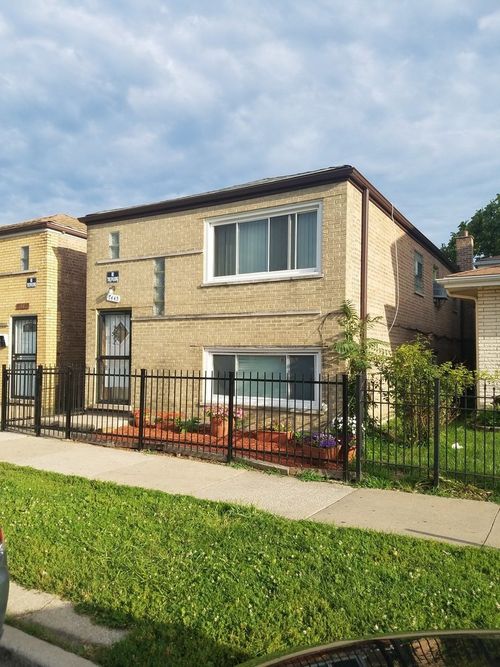 7445 W 64th St, Summit, IL, 60501-1980 | Card Image