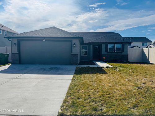 6104 Whitman Ave, Yakima, WA, 98903-1279 | Card Image
