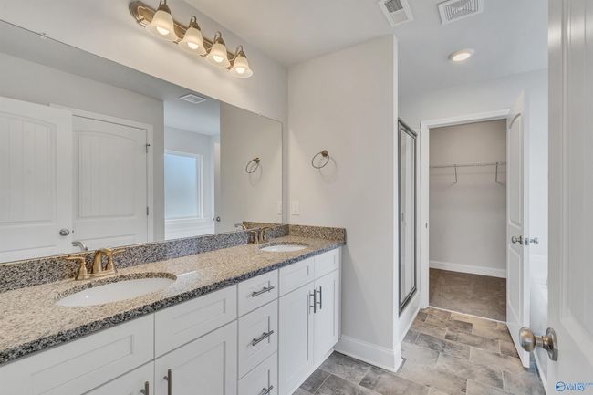 6105 Eagle Point Cir Se, House other with 3 bedrooms, 2 bathrooms and null parking in Owens Cross Roads AL | Image 18