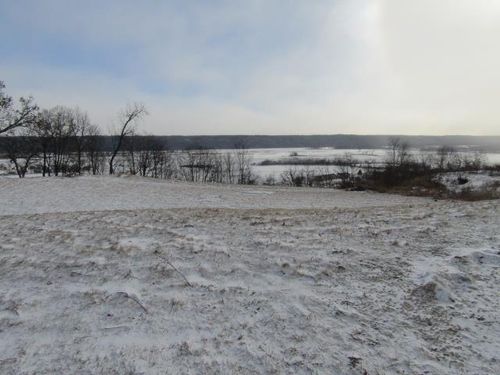 137 Royal Oaks Ct, Guttenberg, IA, 52052-9039 | Card Image