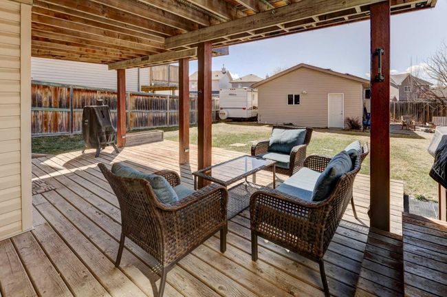 218 Evansmeade Close Nw, House other with 3 bedrooms, 4 bathrooms and 2 parking in Calgary AB | Image 26