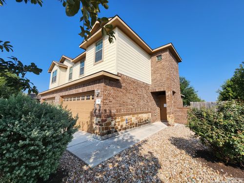 501 Creekside Cir, New Braunfels, TX, 78130-6193 | Card Image