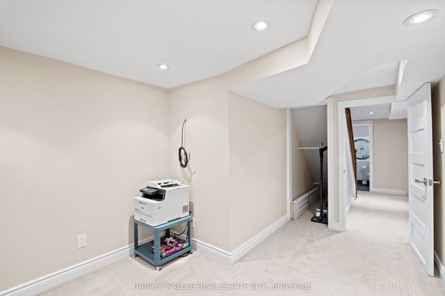 14 Lawnhurst Blvd, House other with 5 bedrooms, 3 bathrooms and 2 parking in Toronto ON | Image 31