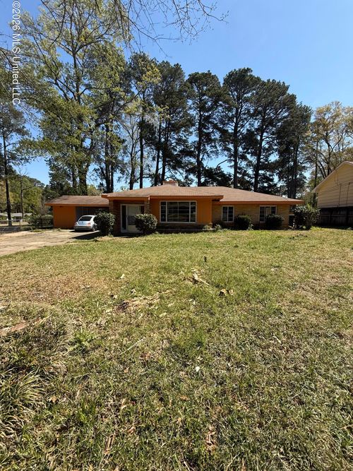 3938 Oakhill Dr, Jackson, MS, 39206-4537 | Card Image