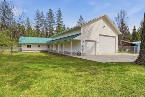 c-3734C N Deer Lake Rd, Loon Lake, WA, 99148-9757 | Card Image