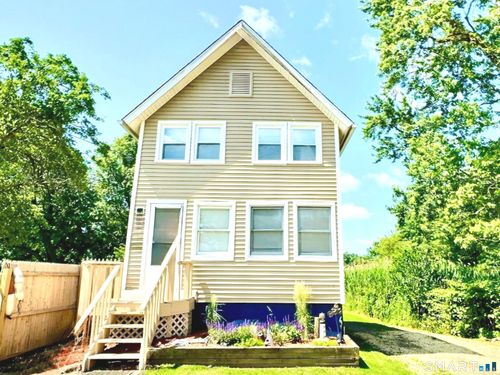 102 Surf Ave, Milford, CT, 06460-6340 | Card Image