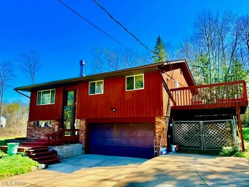 18221 Quinn Road, Chagrin Falls, OH, 44023 | Card Image