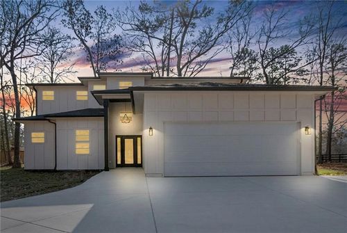 5249 Moon Rd, Powder springs, GA, 30127-3717 | Card Image