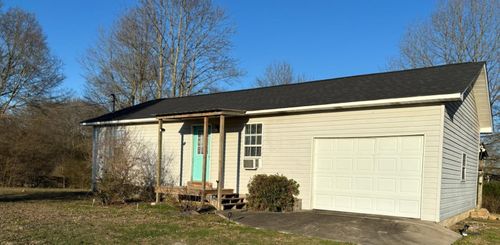 975 County Road 695, Holly Pond, AL, 35083-6961 | Card Image