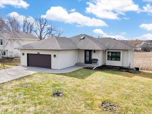 5583 W 140th St, Savage, MN, 55378-1987 | Card Image