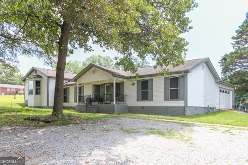 1687 E Main St, Royston, GA, 30662-7122 | Card Image