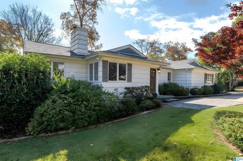 2005 Chestnut Rd, VESTAVIA HILLS, AL, 35216-1505 | Card Image