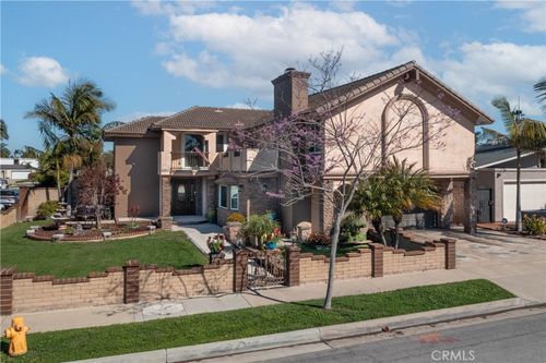 4151 Trumbull Dr, Huntington Beach, CA, 92649-3066 | Card Image