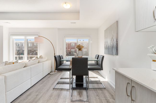 61 Kenneth Kirby Lane, House attached with 2 bedrooms, 3 bathrooms and 3 parking in Stouffville ON | Image 11