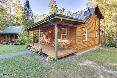 4777 Hooper Hwy, Cosby, TN, 37722-2964 | Card Image