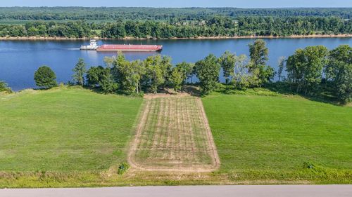 6 Caden Cv, Savannah, TN, 38372 | Card Image