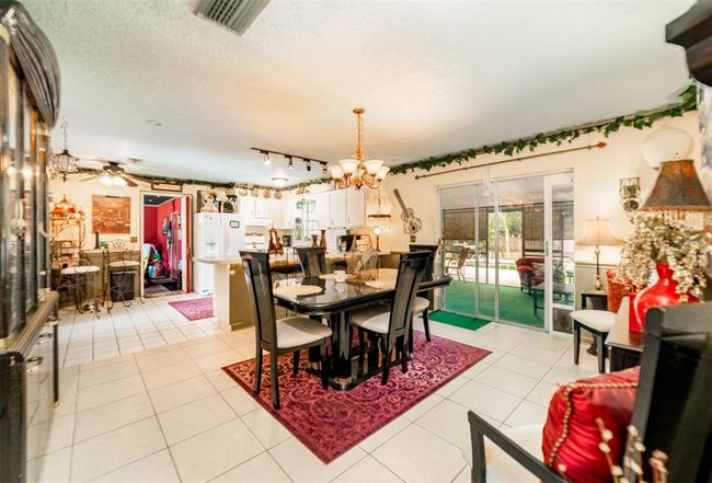 1539 Highcrest Circle, House other with 3 bedrooms, 2 bathrooms and null parking in Valrico FL | Image 13