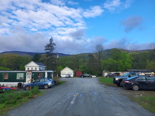 60 Lincoln St, Pownal, VT, 05261-9474 | Card Image