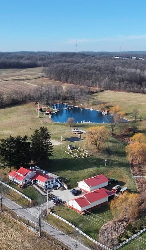 5643 Yankee St, Fredericktown, OH, 43019-9309 | Card Image