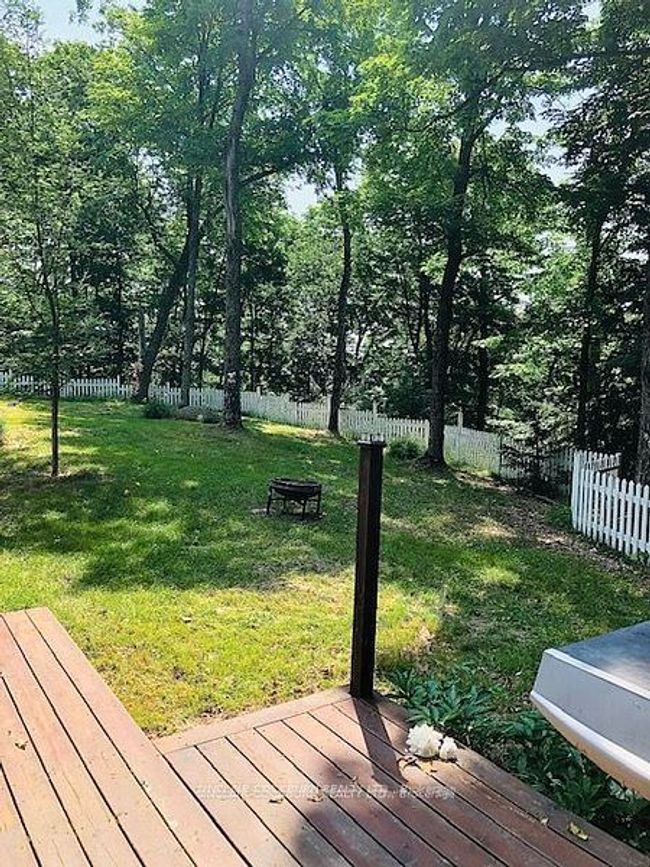 1238 Carlsmount Rd, House other with 2 bedrooms, 2 bathrooms and 10 parking in Bracebridge ON | Image 10