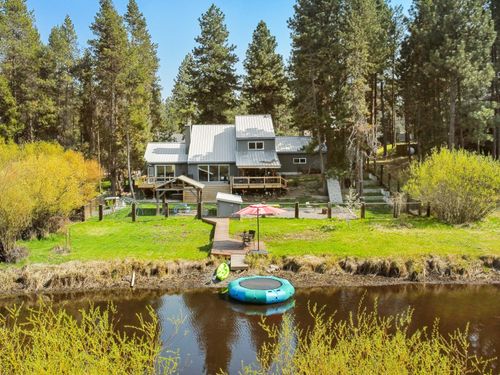 17062 Milky Way, Bend, OR, 97707-2208 | Card Image