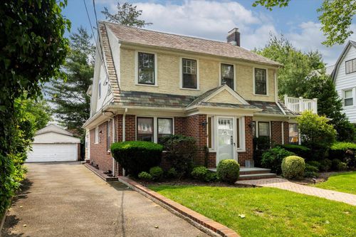 265 Brower Ave, Rockville Centre, NY, 11570-2605 | Card Image