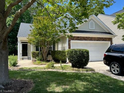 7807 Braefield Dr, Raleigh, NC, 27616-3316 | Card Image