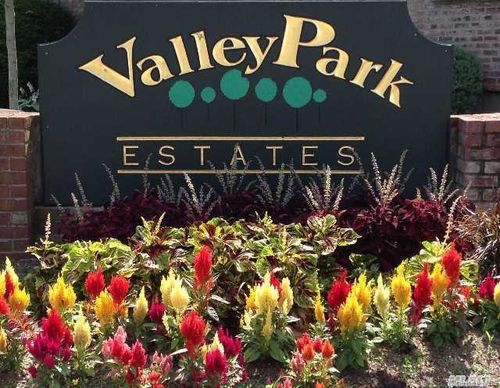 apt-2-1807 Shipley Ave, Valley Stream, NY, 11580-1735 | Card Image