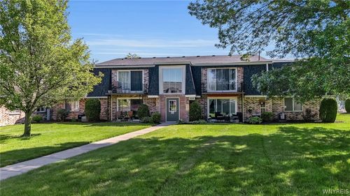 46B Foxberry Dr, Amherst, NY, 14068-1007 | Card Image