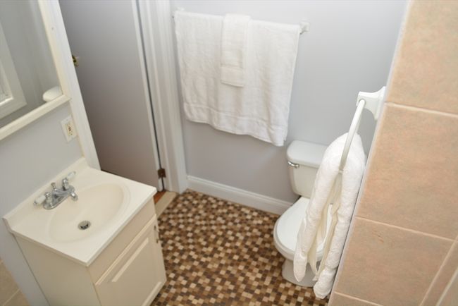 APT-2 - 42 Jefferson St, Condo with 2 bedrooms, 1 bathrooms and 1 parking in Cambridge MA | Image 8