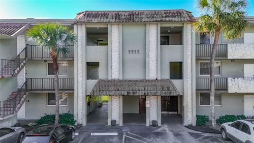 108-5935 Del Lago Cir, Sunrise, FL, 33313-6350 | Card Image