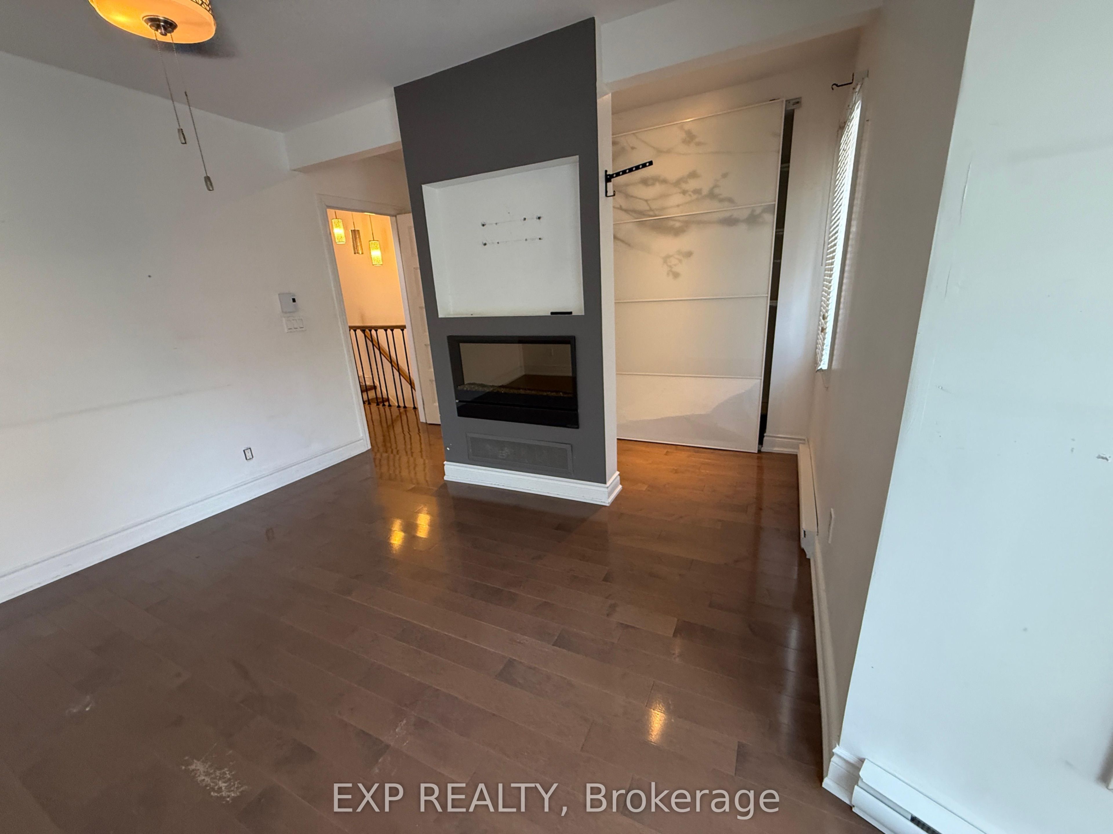 Residential Lease in Toronto W01 4