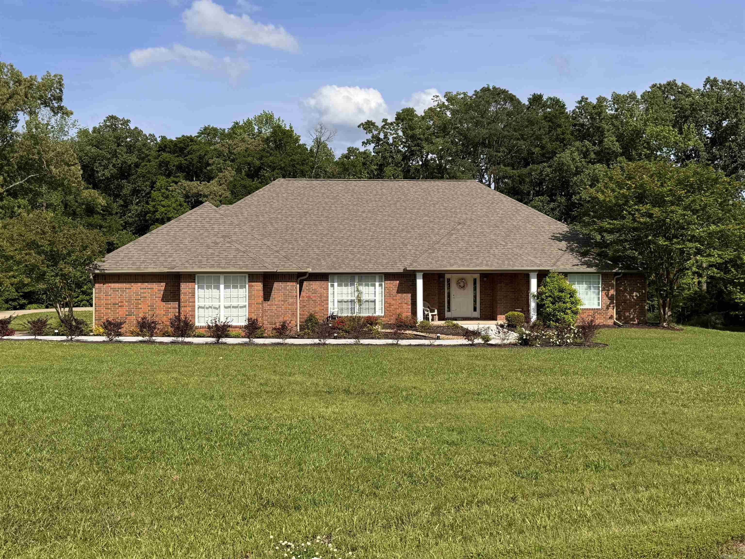 Harvest Dr, White Hall, AR 71602