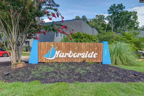 301 Harbor Heights Dr, Lexington, SC, 29072-9648 | Card Image