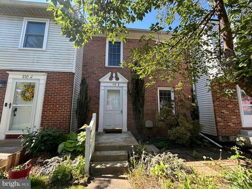 310 S 11th St, PURCELLVILLE, VA, 20132-3382 | Card Image