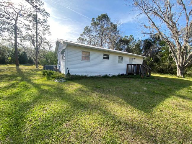 13726 N County Road 229, House other with 3 bedrooms, 2 bathrooms and null parking in Raiford FL | Image 4