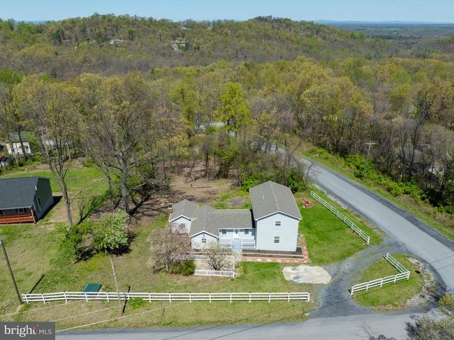 671 Pine Ridge Dr, House other with 4 bedrooms, 3 bathrooms and null parking in FRONT ROYAL VA | Image 4