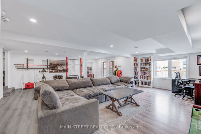 2035 Allison St, House other with 4 bedrooms, 4 bathrooms and 3 parking in Innisfil ON | Image 37