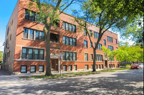 2n-6711 N Lakewood Ave, Chicago, IL, 60626-6077 | Card Image