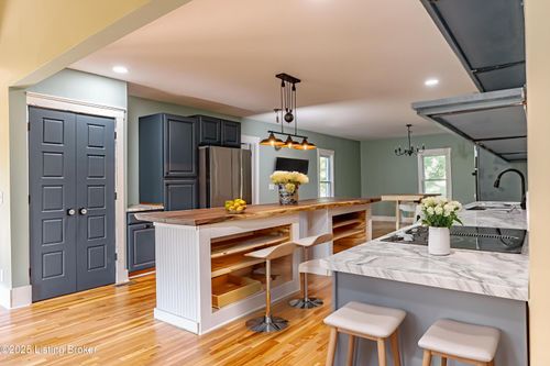 10839 Cropper Rd, Pleasureville, KY, 40057-7076 | Card Image