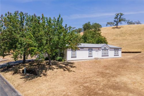 2726 Bridle Trail Ln, Paso Robles, CA, 93446-4127 | Card Image