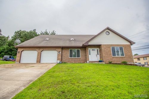 210 Vickie Lynn Ln, Saint Robert, MO, 65584-4655 | Card Image