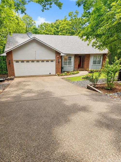 4 Narcisco Cir, Hot Springs Village, AR, 71909-4025 | Card Image