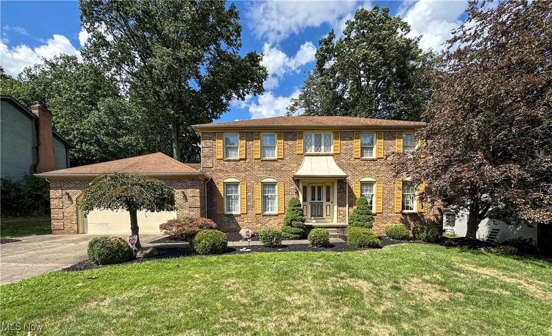 Barbie Dr, Youngstown, OH 44512