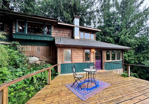 818 Sutil Point Rd, Cortes Island, BC, V0P1K0 | Card Image